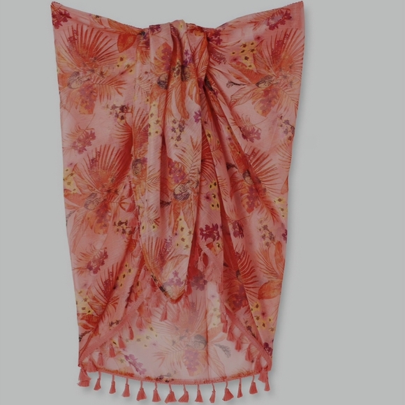 ⭐️Madden NYC beach Wrap - Picture 3 of 3